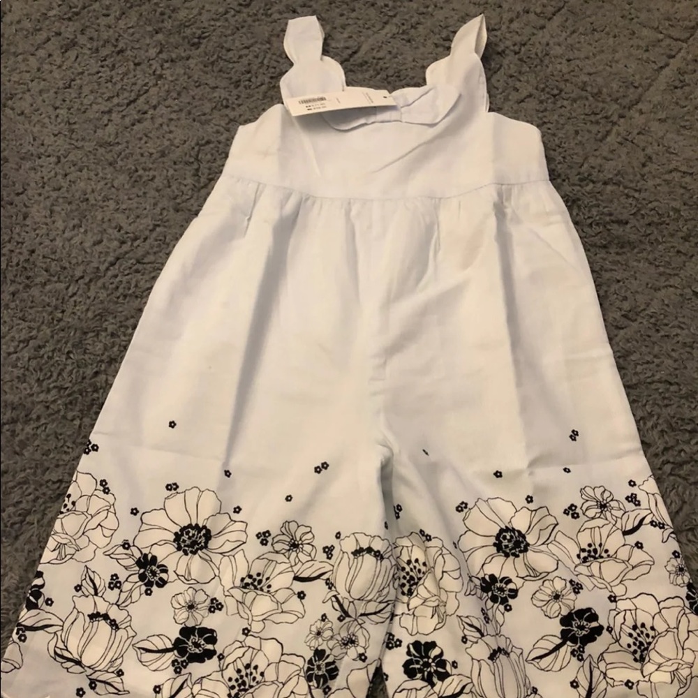 NWT JUMPSUIT